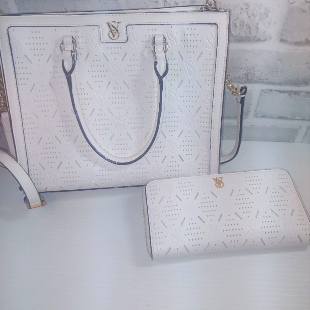 Purse and wallet Victoria Secrets